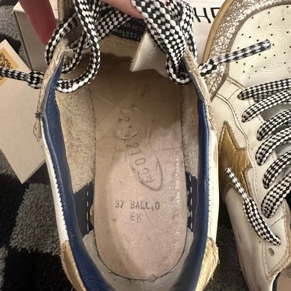 Golden Goose BallStar Sneakers with Gold Star and red bottoms size 37 - Picture 9 of 12